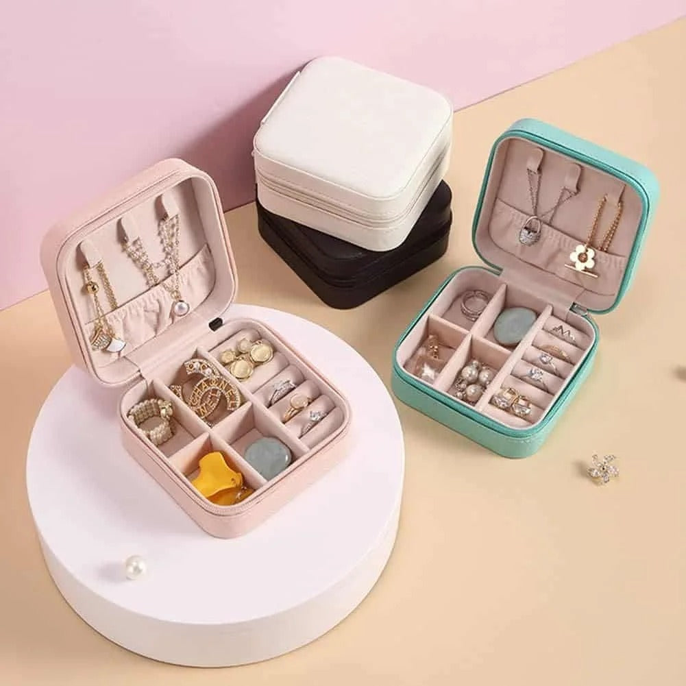 Portable Jewelry Storage Box – Leather Travel Organizer Case